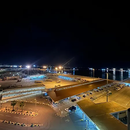 Apartment Port View 2 *