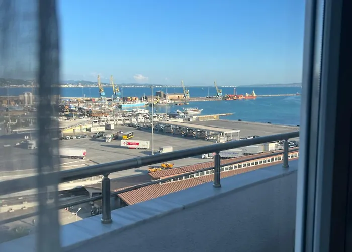 Port View 2 Durrës